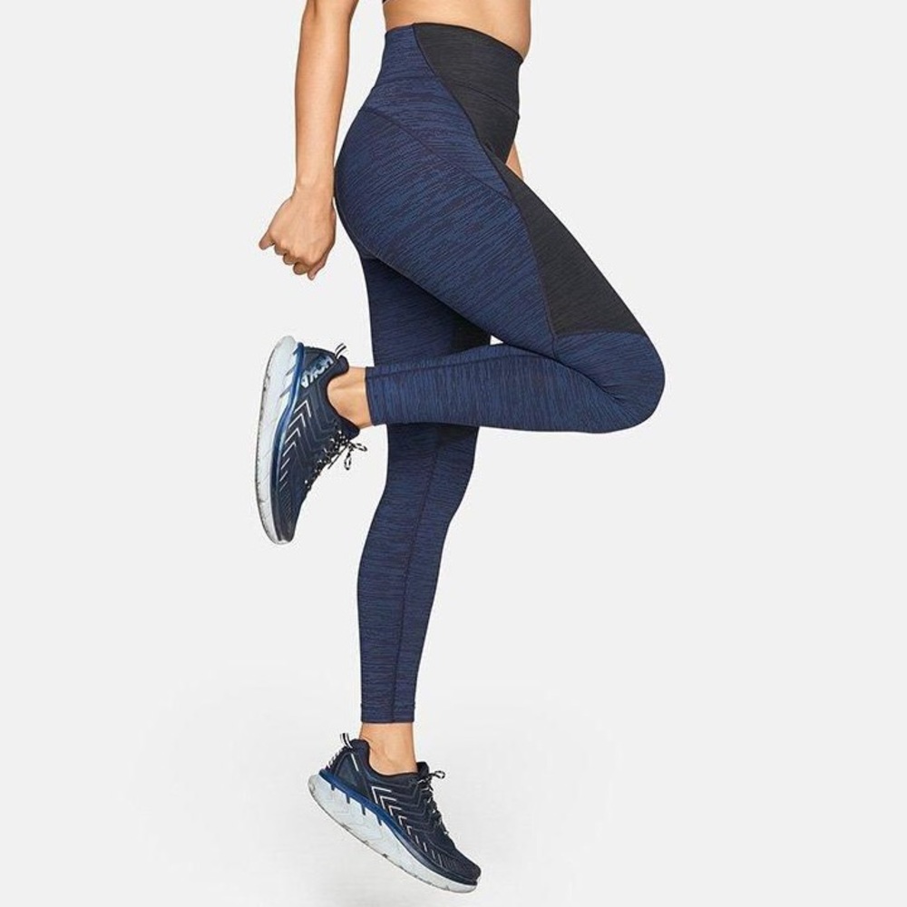 Outdoor Voices TechSweat 7/8 Two-Tone Leggings